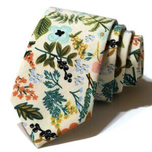 Hobo Ties, Natural Amalfi Herb Garden Floral, NWT